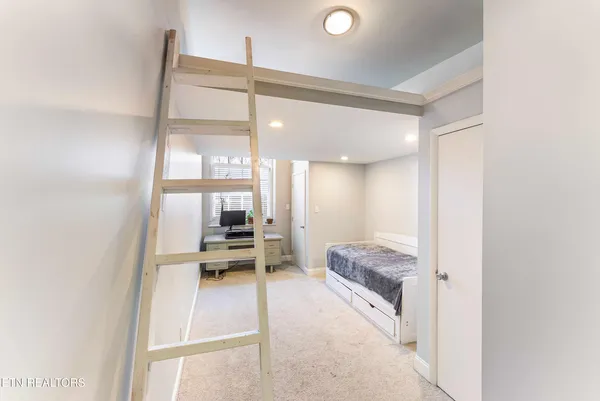 $2,000 | 523 North Bertrand Street, Unit 108, Knoxville, TN 37917