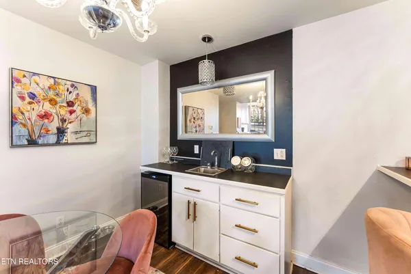$2,000 | 523 North Bertrand Street, Unit 108, Knoxville, TN 37917