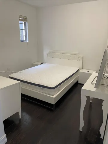 $1,900 | 621 11th Street, Unit 103, Miami Beach, FL 33139