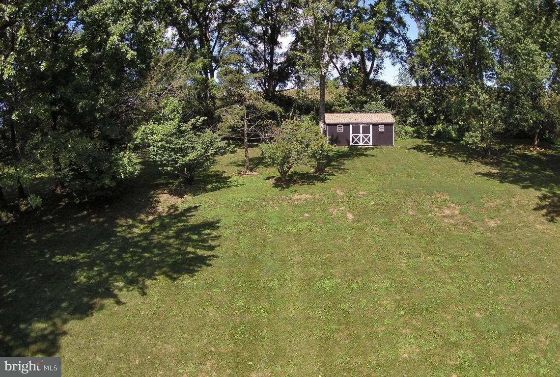 27 Walden Road Lebanon, PA 17042 - Photo 20 of 26 Gallery Image 20