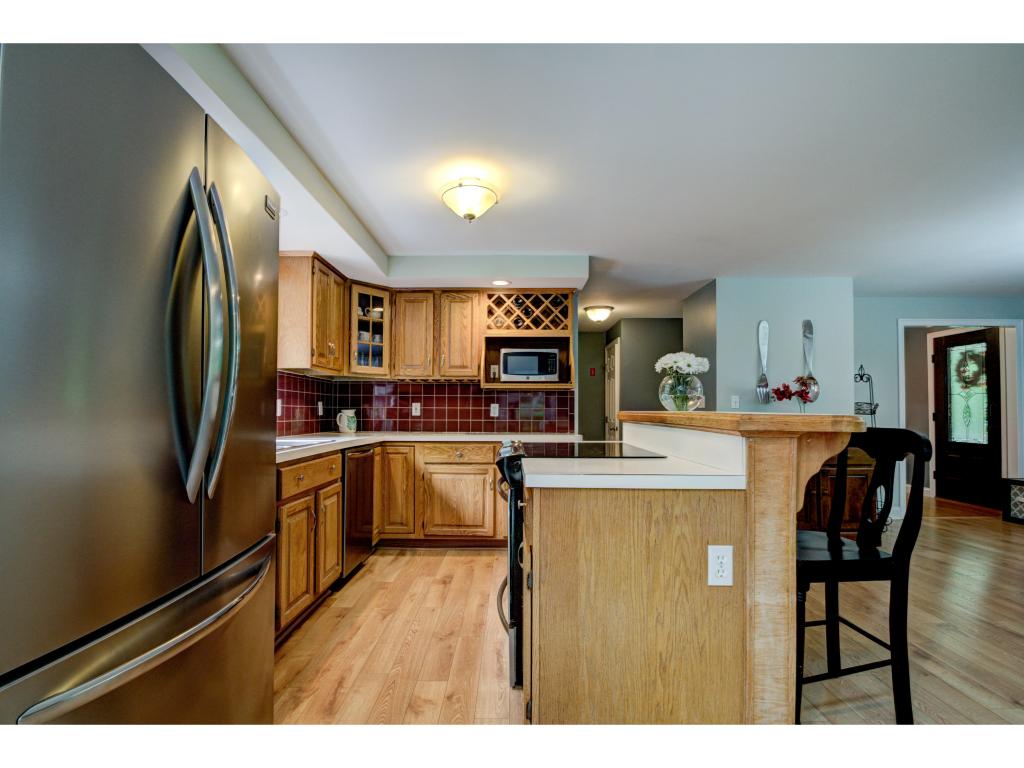 53 Goodhue Road Windham, NH 03087 - Photo 11 of 35