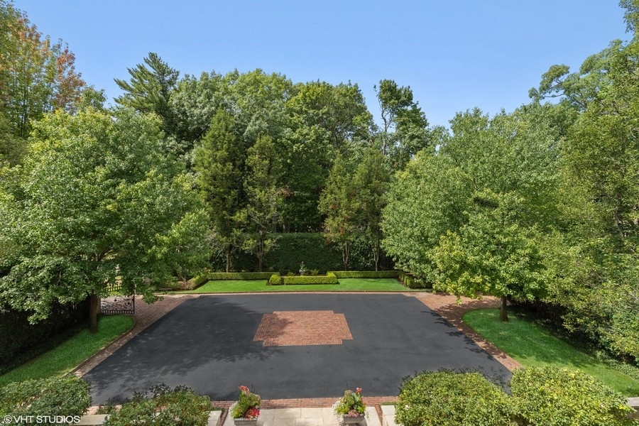 55 Stone Gate Road Lake Forest, IL 60045 - Photo 5 of 62