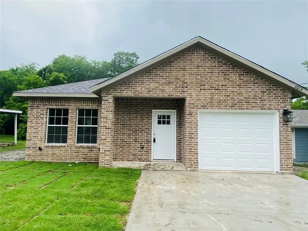 $1,650 | 3614 Short Street, Greenville, TX 75401