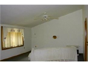 385 Stage Road Nottingham, NH 03291 - Photo 3 of 6