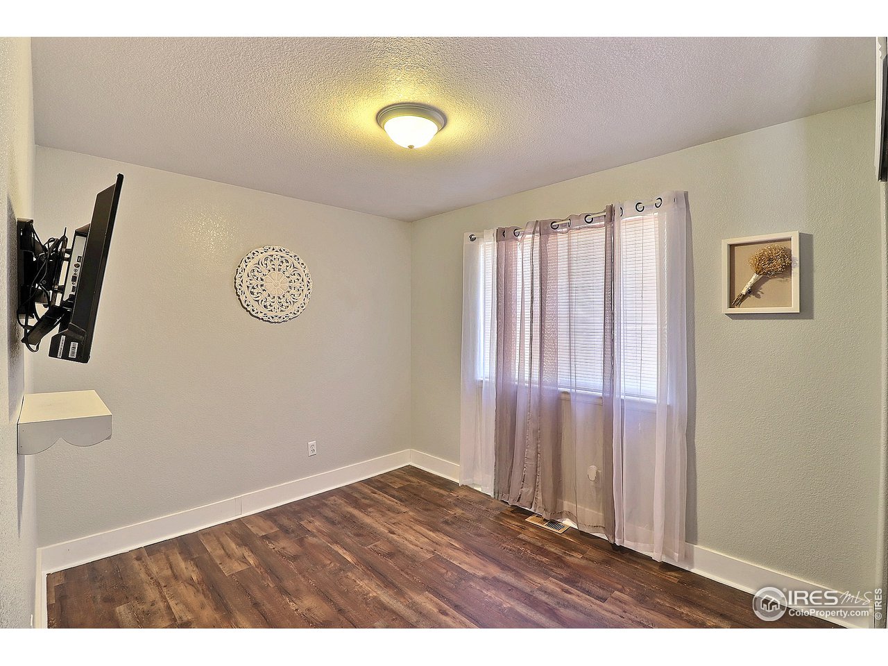 655 East 4th St Road Eaton, CO 80615 - Photo 22 of 30 3rd Bedroom