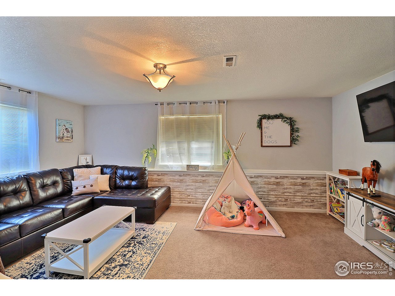 655 East 4th St Road Eaton, CO 80615 - Photo 26 of 30 Family Room