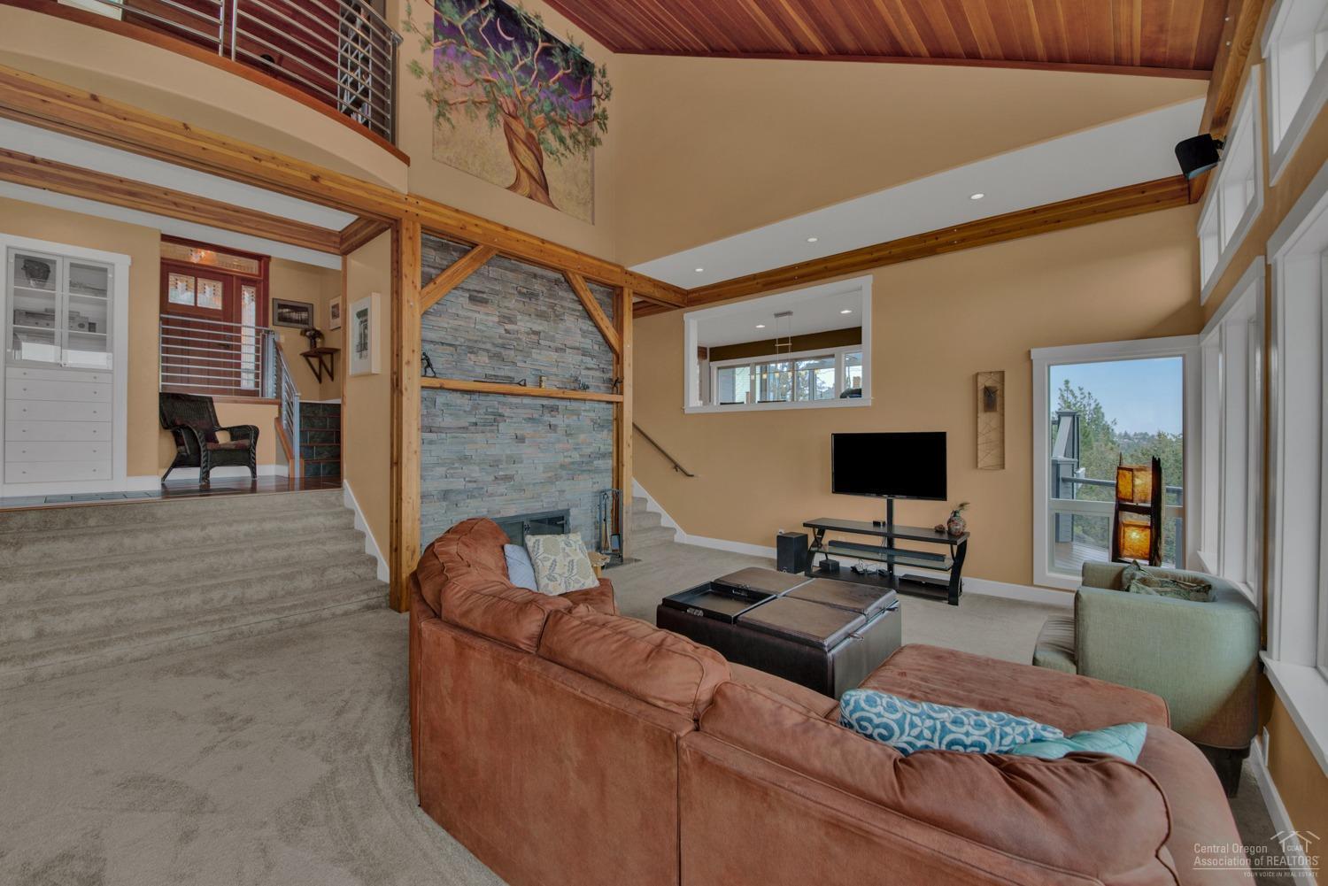 1765 Northwest Rimrock Drive Bend, OR 97703 - Photo 7 of 25 Gallery Image 7