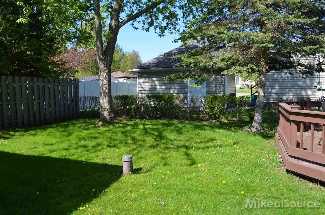 7470 Dogwood Road Lexington, MI 48450 - Photo 20 of 22 31194804-19.JPG