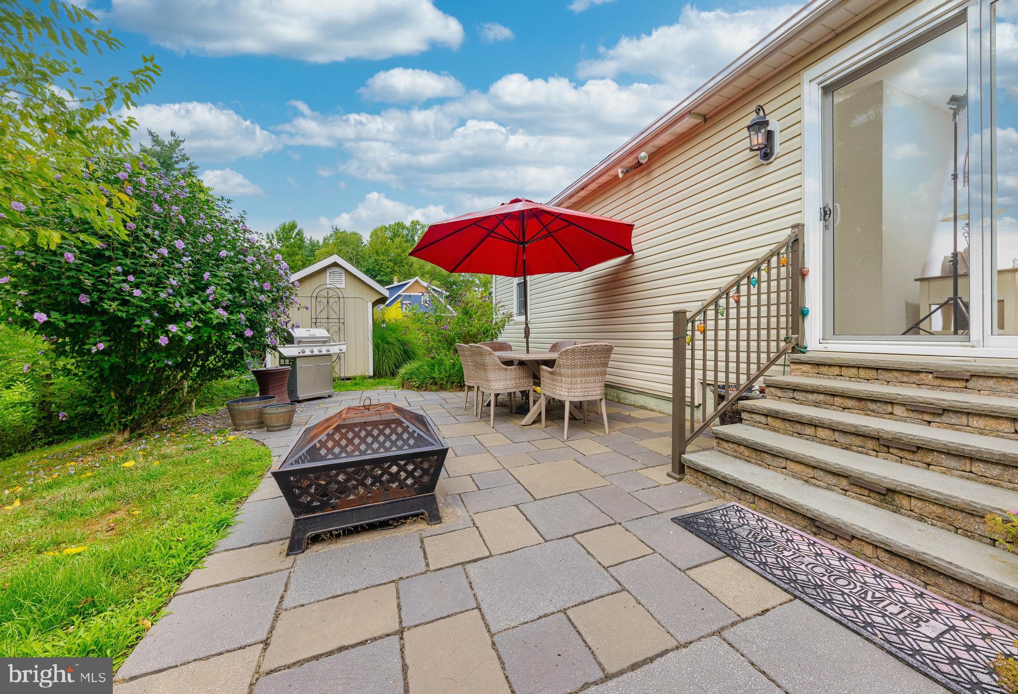 12 Eric Road Mullica Hill, NJ 08062 - Photo 23 of 26 Patio