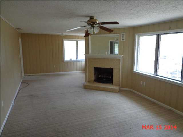 942 Raymond Road Jackson, MS 39204 - Photo 2 of 3 Photo 2