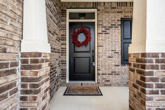 $425,000 | 9657 Timber Circle, McCordsville, IN 46055