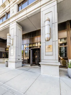 $325,000 | 233 East 13th Street, Unit 2108, Chicago, IL 60605
