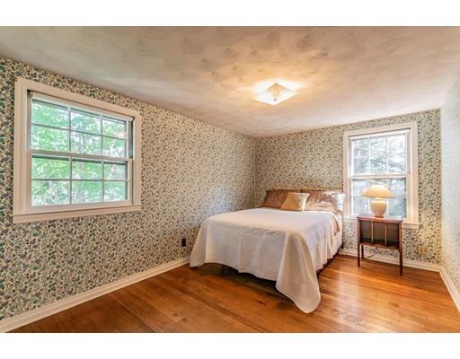 61 Donbray Road Springfield, MA 01119 - Photo 19 of 30 Gallery Image 19