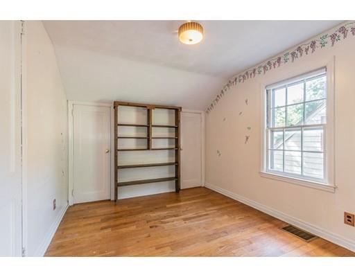 61 Donbray Road Springfield, MA 01119 - Photo 21 of 30 Gallery Image 21