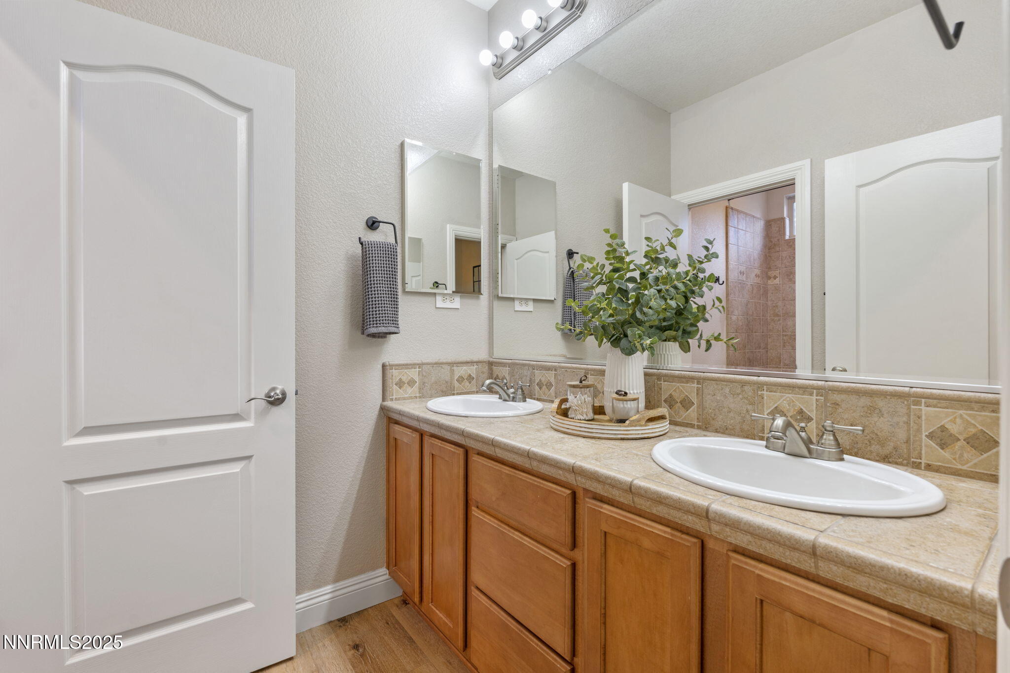 640 Preakness Court Reno, NV 89521 - Photo 40 of 59 60-web-or-mls-DSC08175
