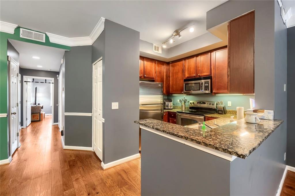 1752 Pryor Road Southwest, Unit 311 Atlanta, GA 30315 - Photo 10 of 21