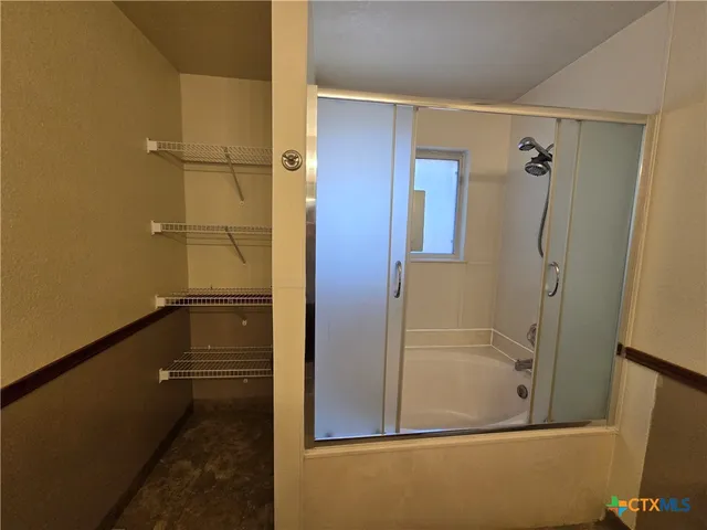 $1,595 | 2160 Cornerstone Drive, New Braunfels, TX 78130