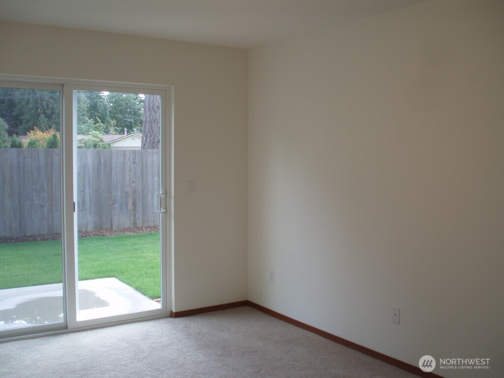 7223 Vandermark Road East Bonney Lake, WA 98391 - Photo 2 of 40