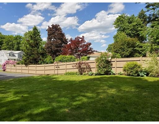 319 Oak Street Clinton, MA 01510 - Photo 4 of 23 Gallery Image 4