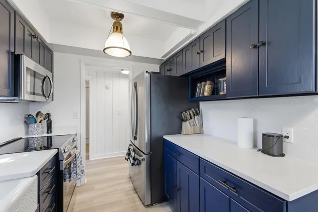 $975,000 | 3809 Indian River Drive, Cocoa, FL 32926