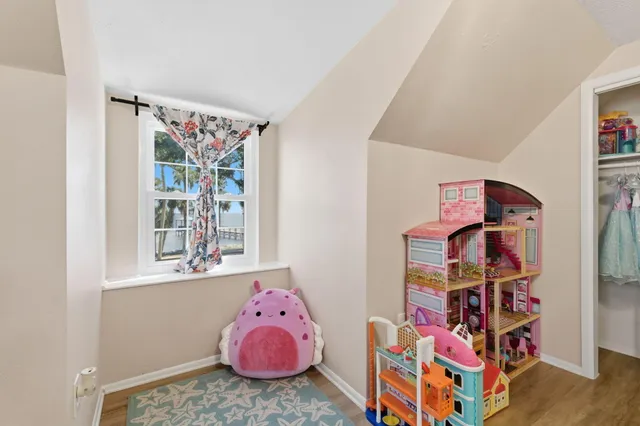 $975,000 | 3809 Indian River Drive, Cocoa, FL 32926