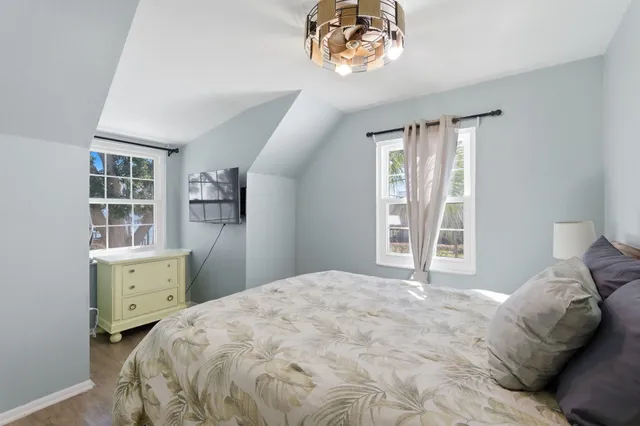 $975,000 | 3809 Indian River Drive, Cocoa, FL 32926