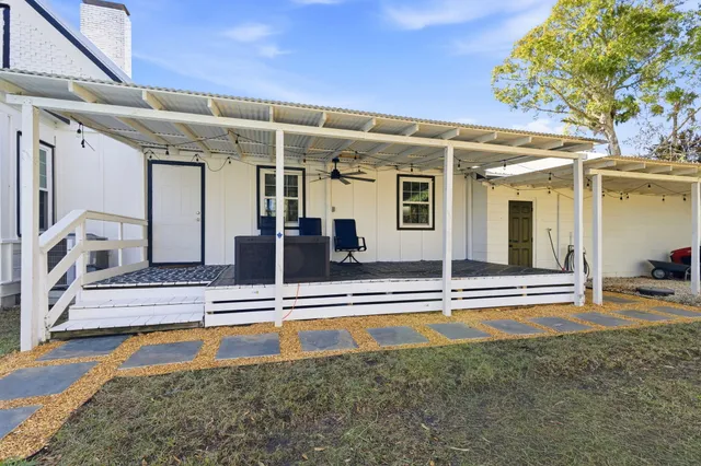 $975,000 | 3809 Indian River Drive, Cocoa, FL 32926