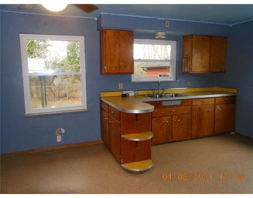 1244 Shrine Road Springfield, OH 45504 - Photo 3 of 8