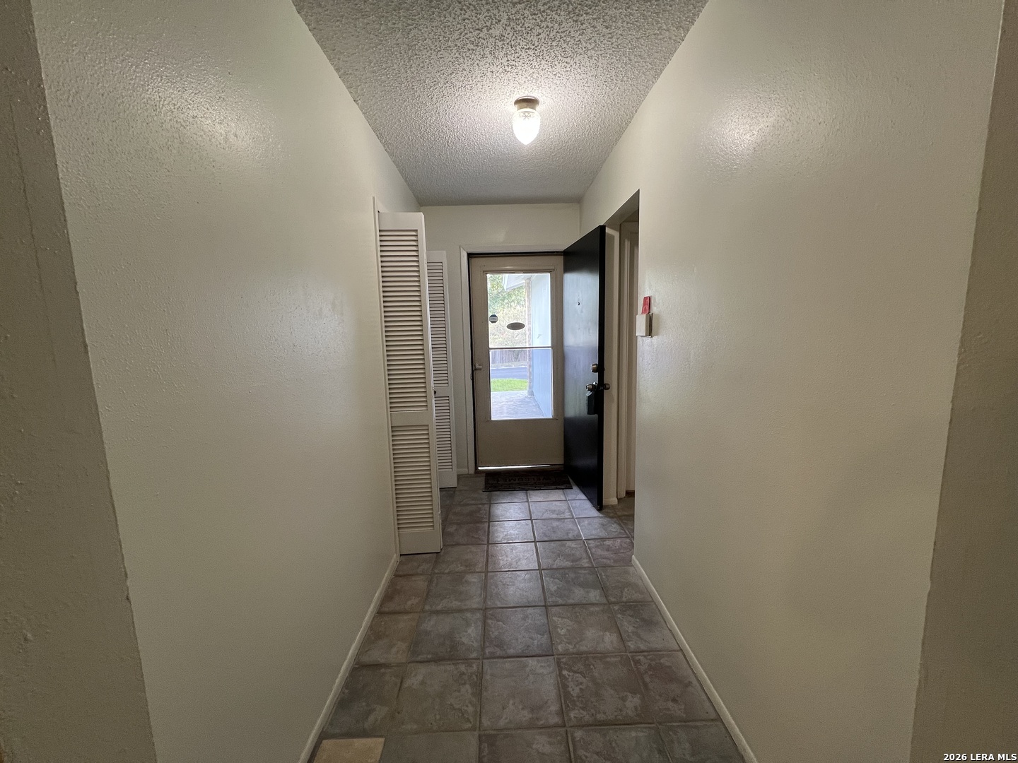 7147 Comanche Ridge Drive Converse, TX 78109 - Photo 9 of 13 Gallery Image 9