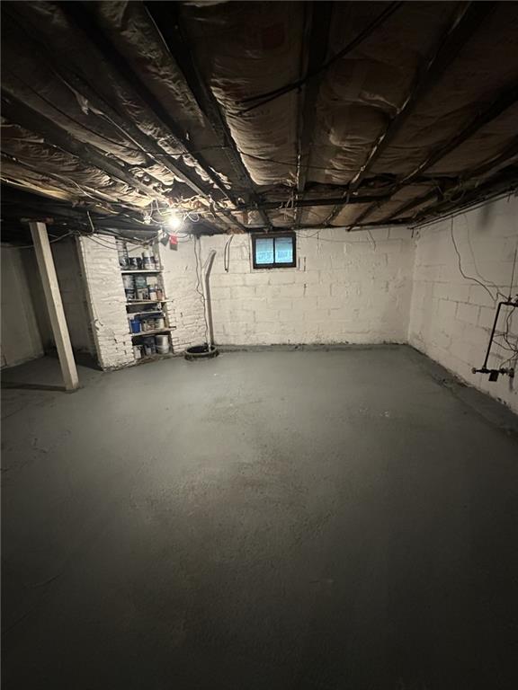 109 North Main Street Houston, PA 15342 - Photo 26 of 27 a view of empty room
