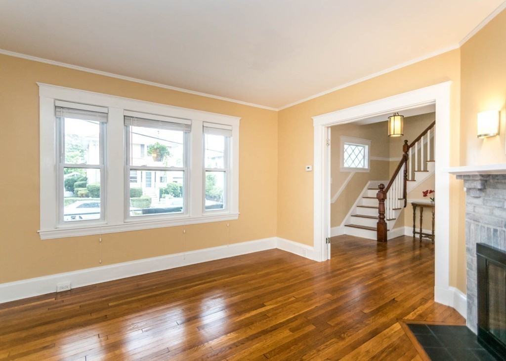26 Hamblin Road Waltham, MA 02453 - Photo 12 of 30