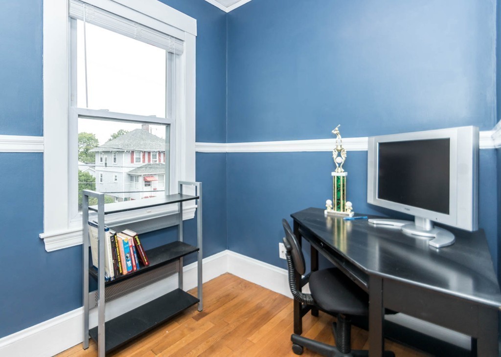 26 Hamblin Road Waltham, MA 02453 - Photo 21 of 30
