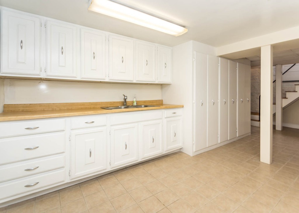 26 Hamblin Road Waltham, MA 02453 - Photo 25 of 30