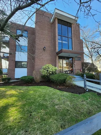 $2,250 | 974-976 Main Street, Unit 10, Melrose, MA 02176