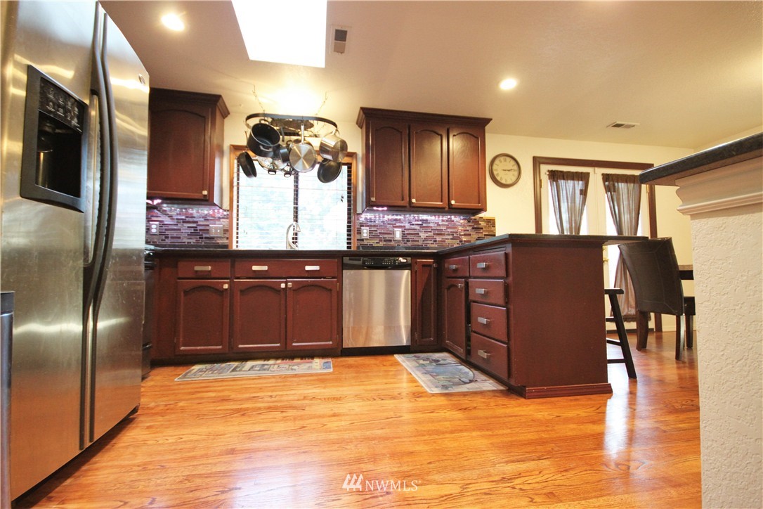 1018-219 219th Place Southeast Bothell, WA 98021 - Photo 2 of 25