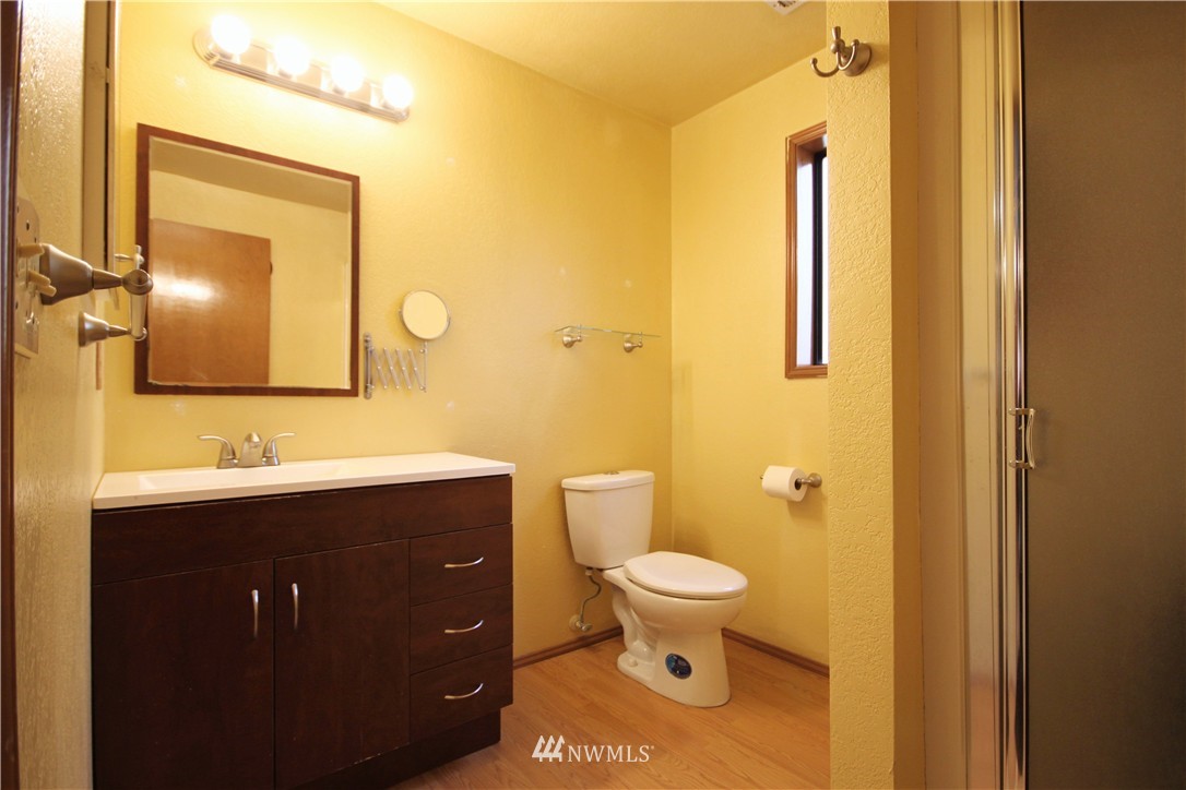 1018-219 219th Place Southeast Bothell, WA 98021 - Photo 12 of 25
