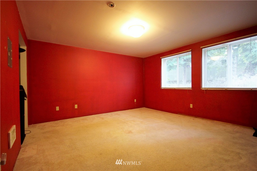1018-219 219th Place Southeast Bothell, WA 98021 - Photo 18 of 25