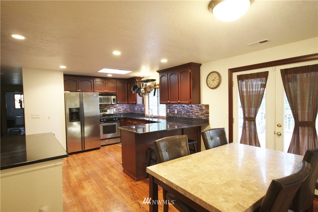 1018-219 219th Place Southeast Bothell, WA 98021 - Photo 3 of 25