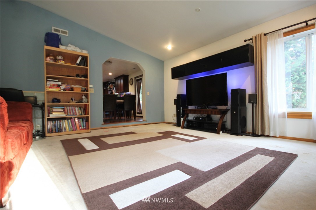 1018-219 219th Place Southeast Bothell, WA 98021 - Photo 6 of 25