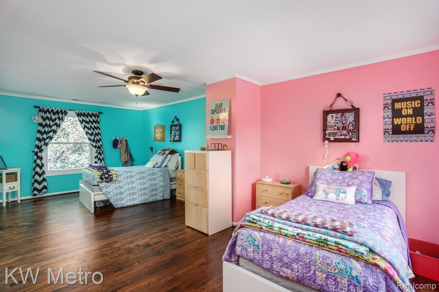 1527 Eaton Road Berkley, MI 48072 - Photo 21 of 36 Soo much space and love these updated floors!