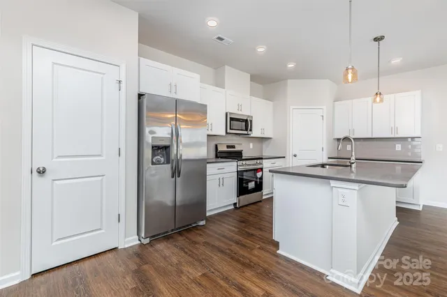 $389,990 | 3030 Breslin Street, Charlotte, NC 28214