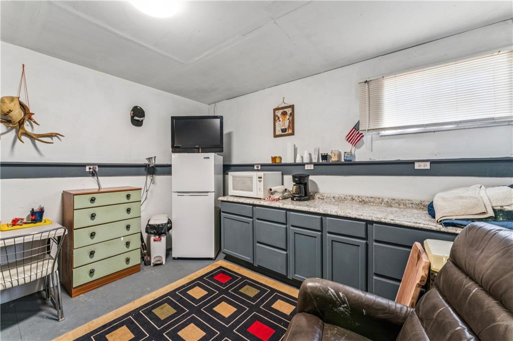 1955 Oregon Road Princeton, KS 66078 - Photo 22 of 60
