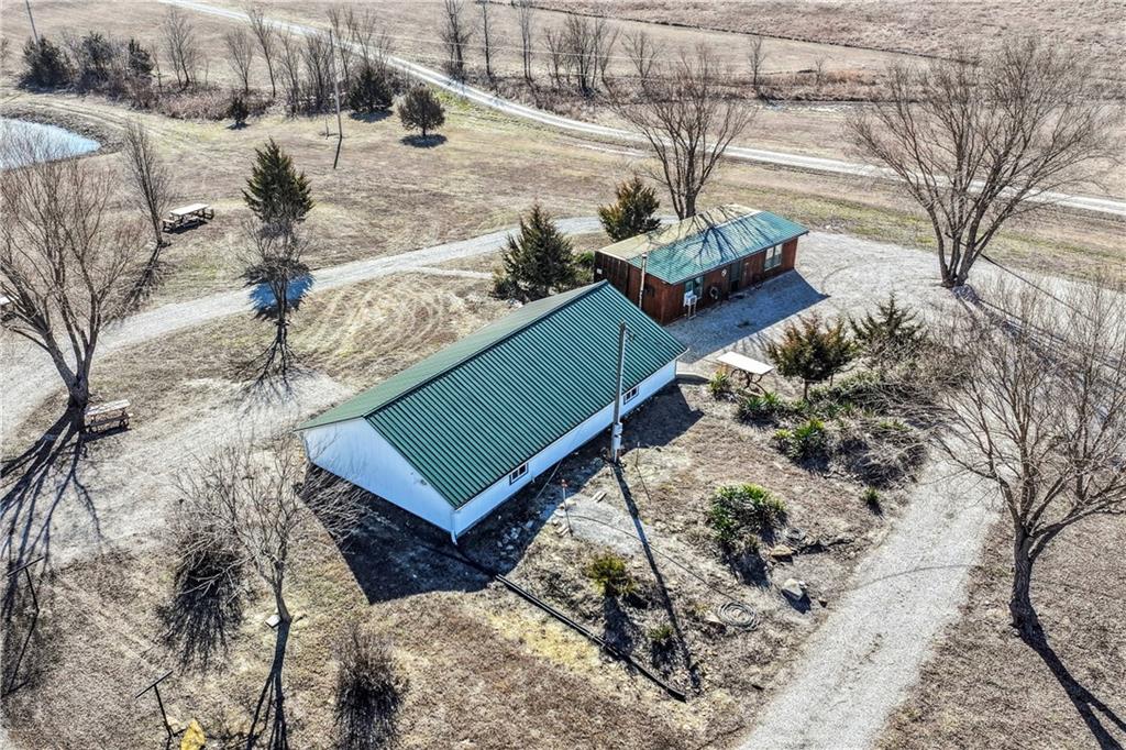 1955 Oregon Road Princeton, KS 66078 - Photo 4 of 60