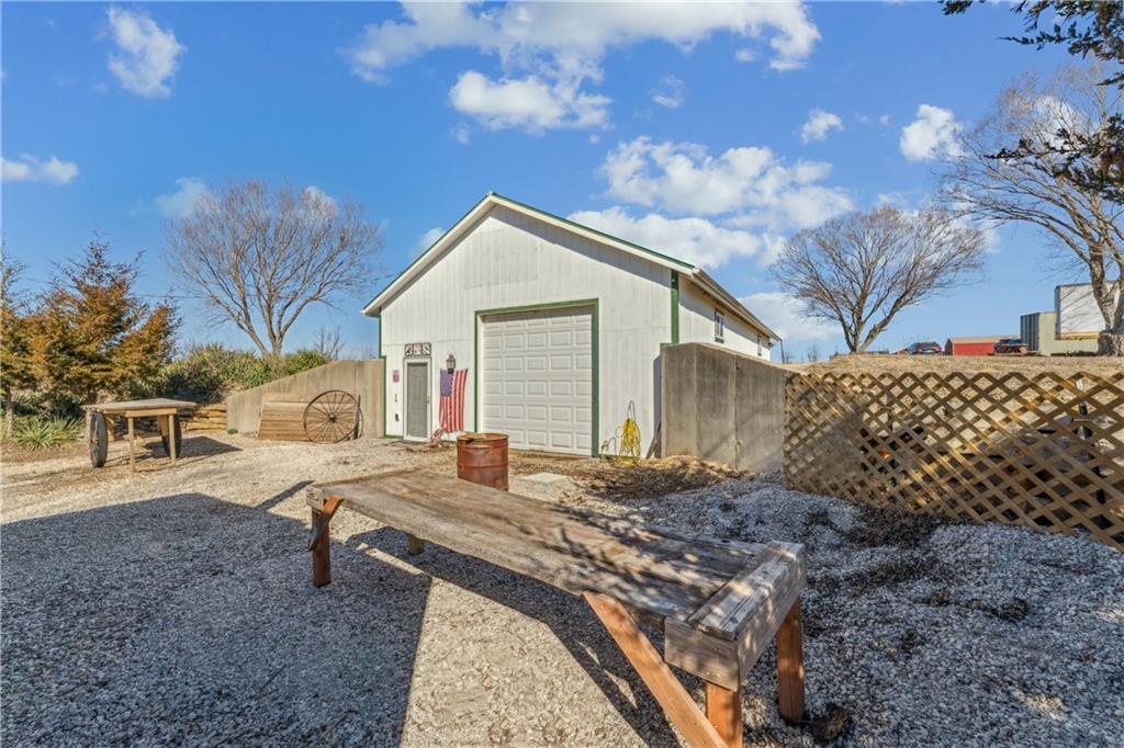 1955 Oregon Road Princeton, KS 66078 - Photo 9 of 60