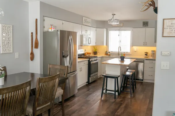 $279,900 | 1325 104th Avenue West, Duluth, MN 55808