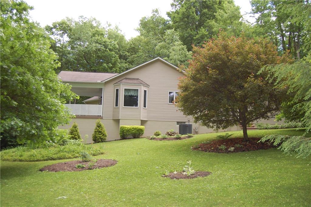 796 Old Mercer Road Mercer, PA 16137 - Photo 5 of 21