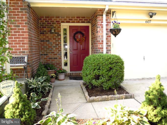 607 Brickston Road Reisterstown, MD 21136 - Photo 13 of 30 Landscaped entry-Garage convenience!