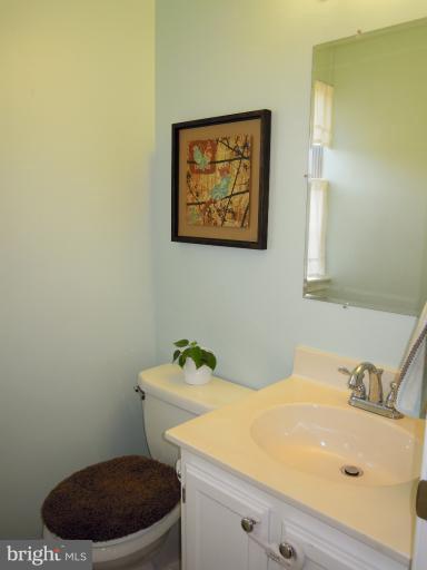 607 Brickston Road Reisterstown, MD 21136 - Photo 8 of 30 Main level Powder Room