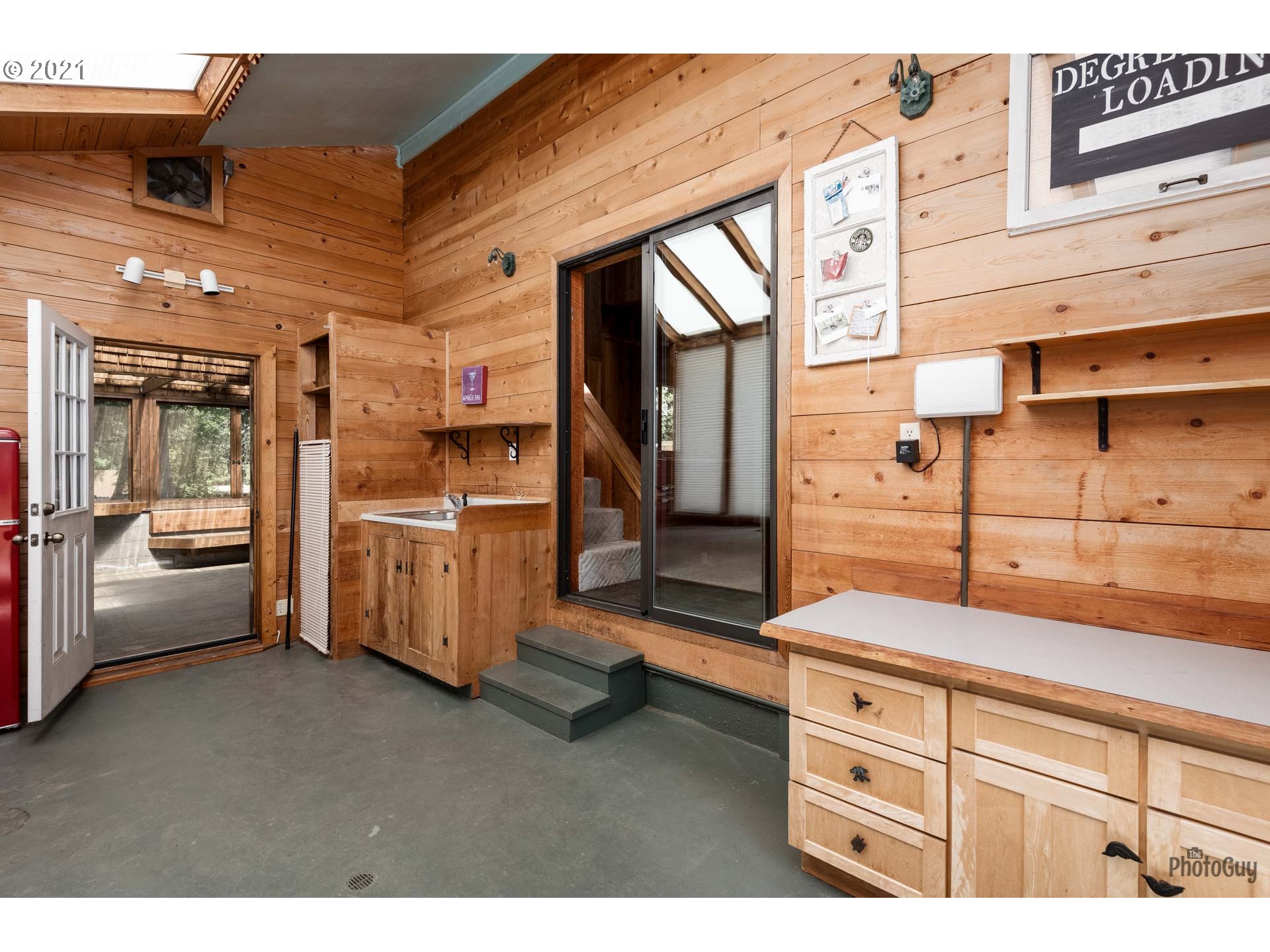 38784 Camp Creek Road Springfield, OR 97478 - Photo 23 of 32