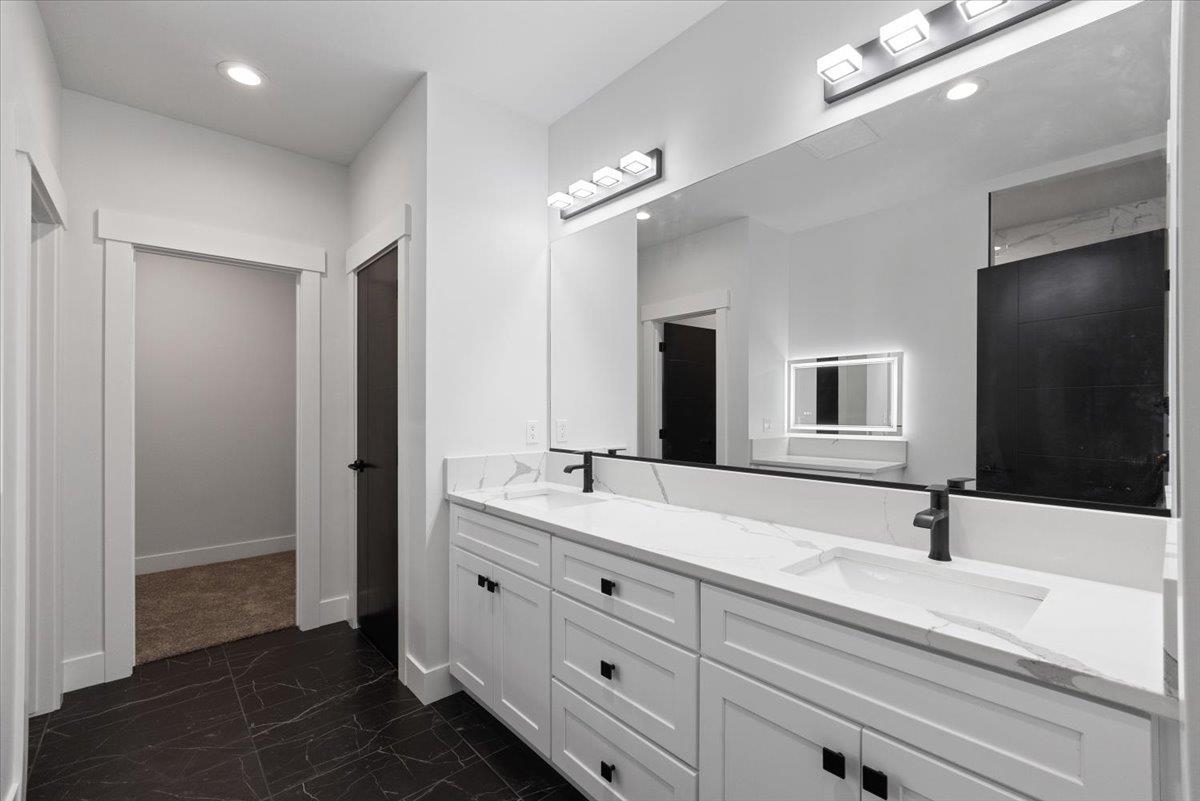 22711 South Gateway Lane Cheney, WA 99004 - Photo 21 of 50